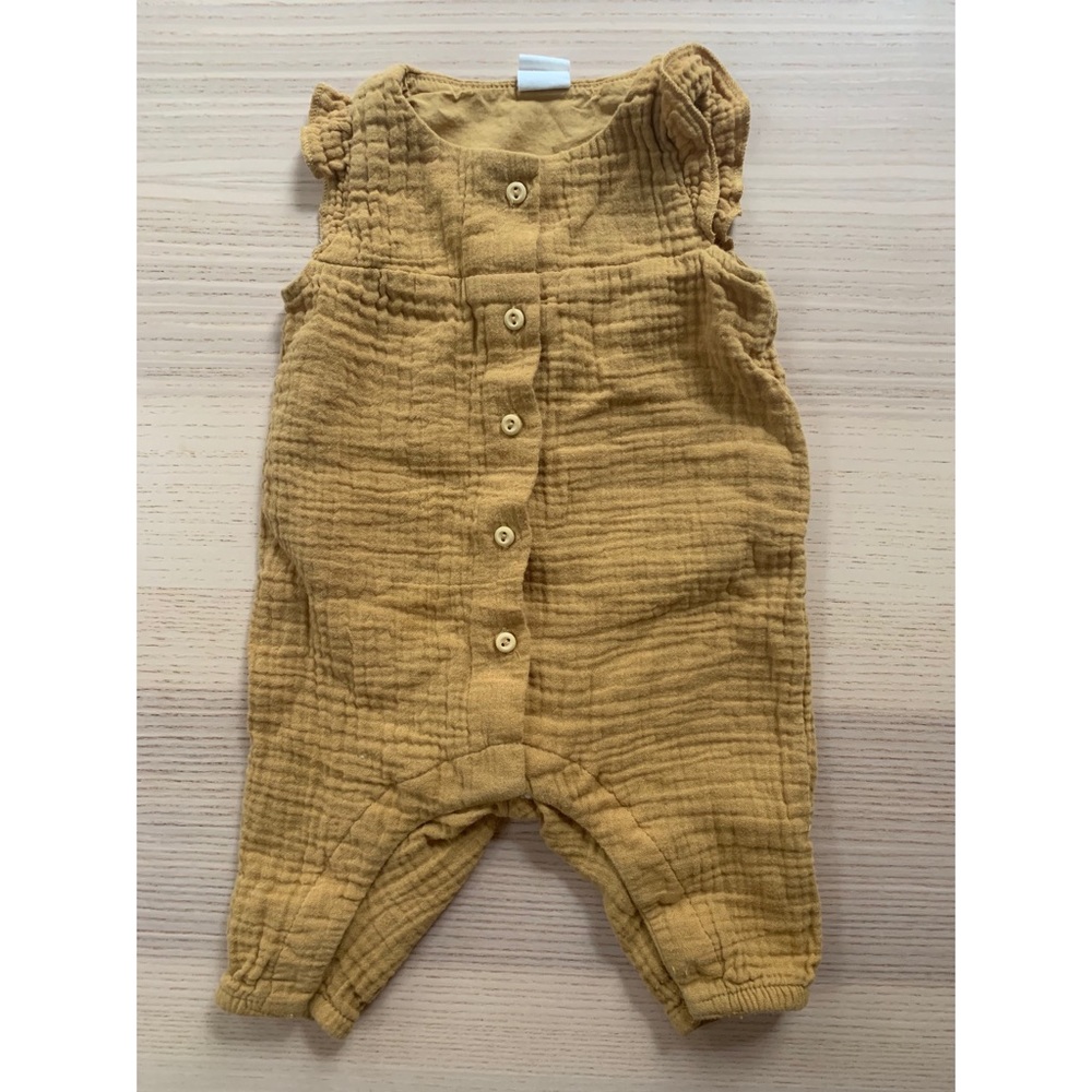 H&M organic cotton gauze romper 1-2 months